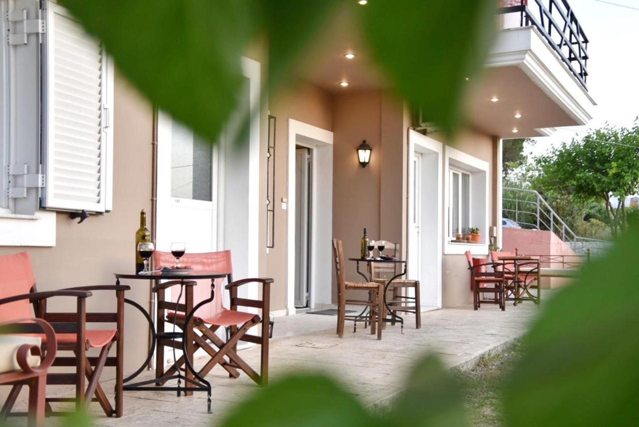 Anemomylos Apartments 릭수리 외부 사진