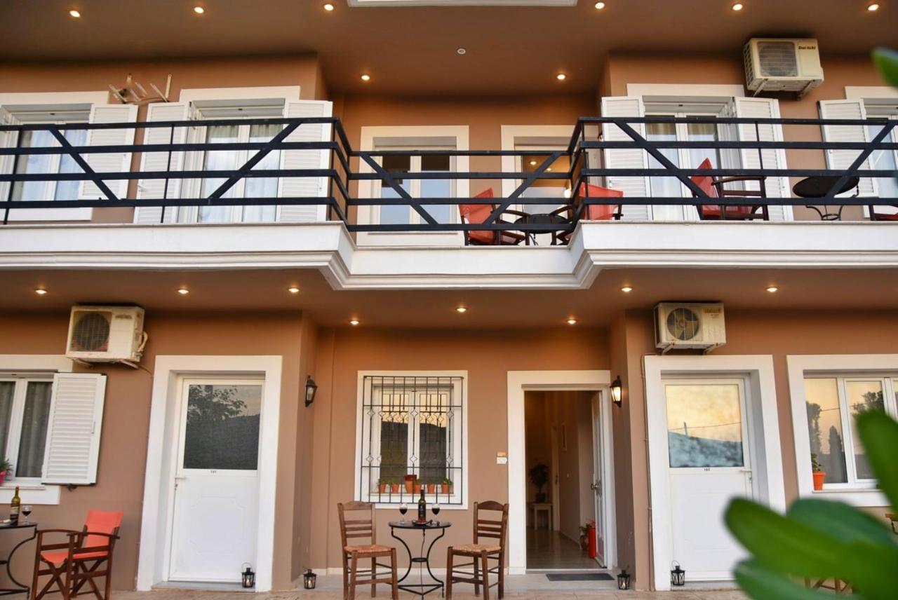Anemomylos Apartments 릭수리 외부 사진